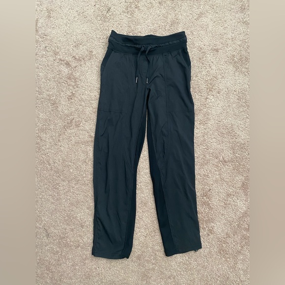 Lululemon Dance Studio High Rise Jogger Full Length Black Light Women’s 2 - Picture 1 of 6